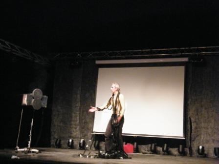 Sacré séance de projection! à revoir