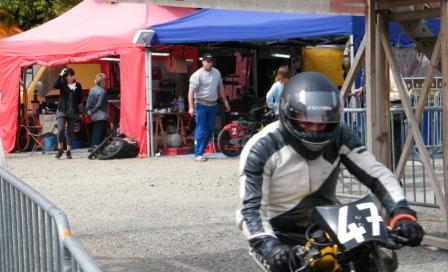 un petit tour au stand et ça repart