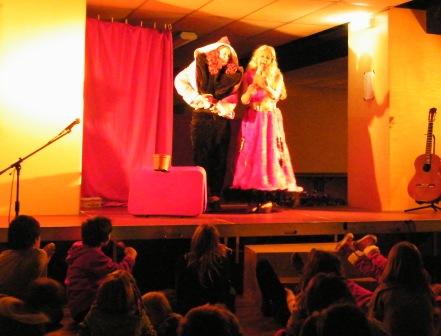 st-nicolas14 Des contes à n'en plus finir avec les soeurs fouettard