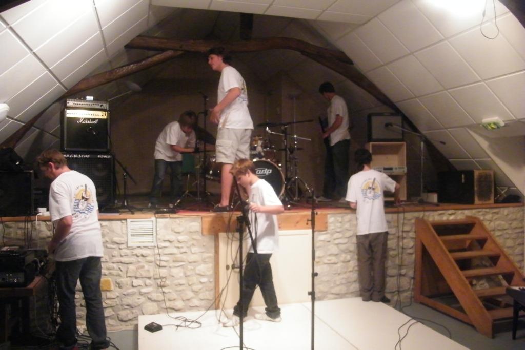 tournee-camping-3-104 il faut encore une fois ranger!